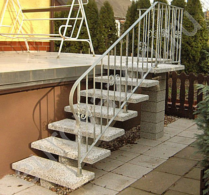 Лестничная ступень 90х35,  фото 1 – Евровазон