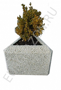 Бетонный вазон для цветов "Пирамида"